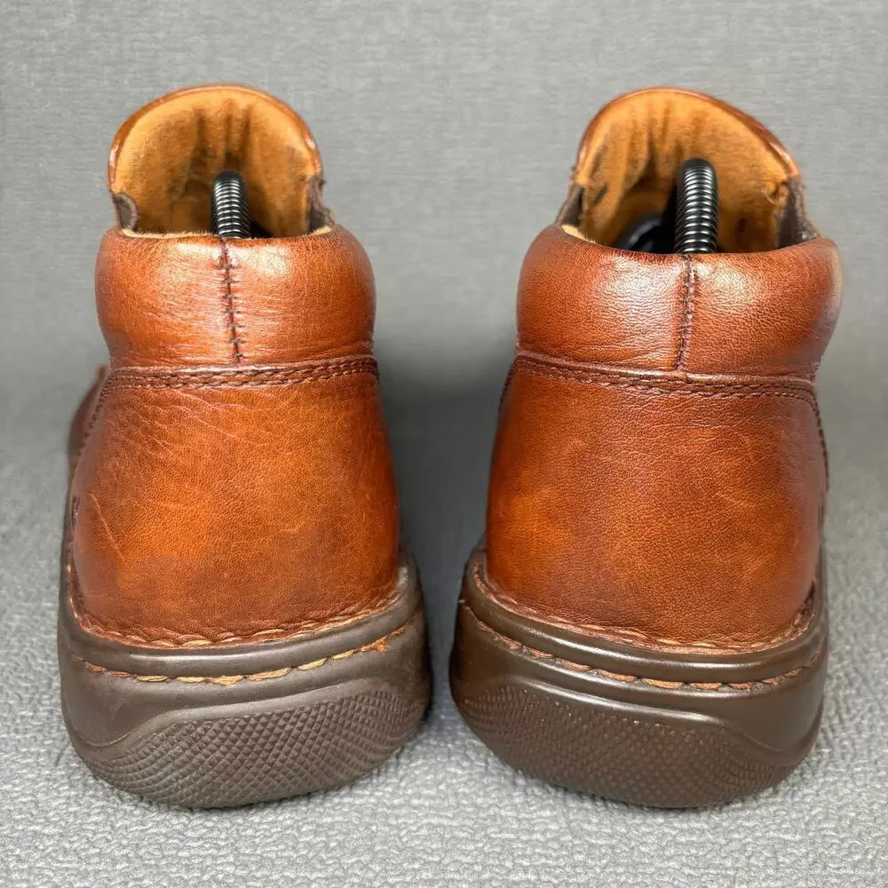Born Moc Toe Size 9.5 Men`s Brown Leather Slip-on Ankle Shoe Chukka Style